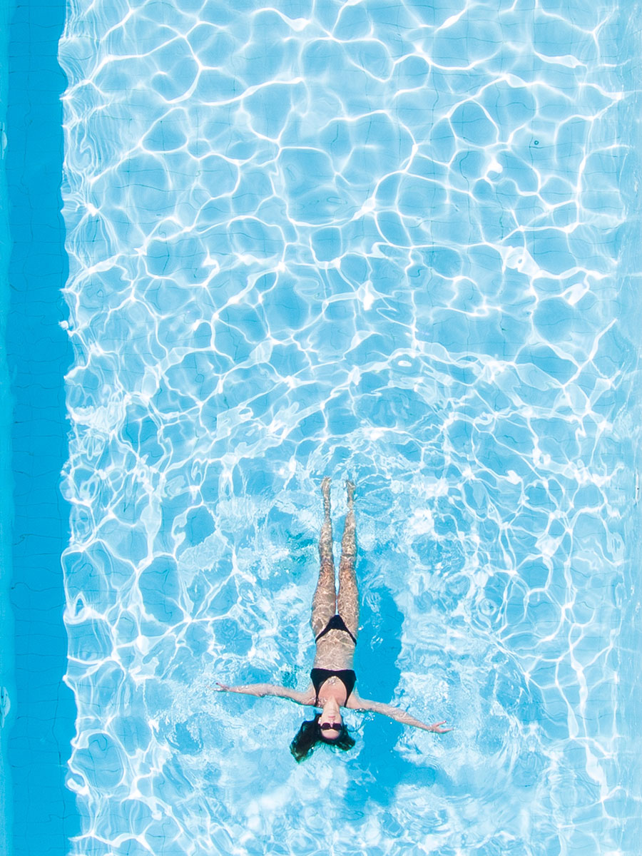 Hotel with pool in Sifnos